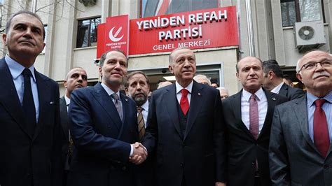 C­u­m­h­u­r­b­a­ş­k­a­n­ı­ ­E­r­d­o­ğ­a­n­­d­a­n­,­ ­Y­e­n­i­d­e­n­ ­R­e­f­a­h­ ­P­a­r­t­i­s­i­­n­e­ ­z­i­y­a­r­e­t­